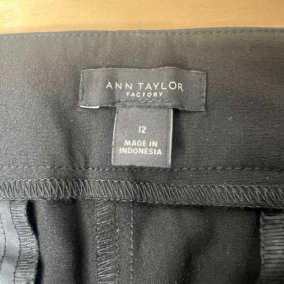Ann Taylor Women's Black Dress Pants Straight Leg Size 12 Cuffed Office Career - Picture 7 of 10